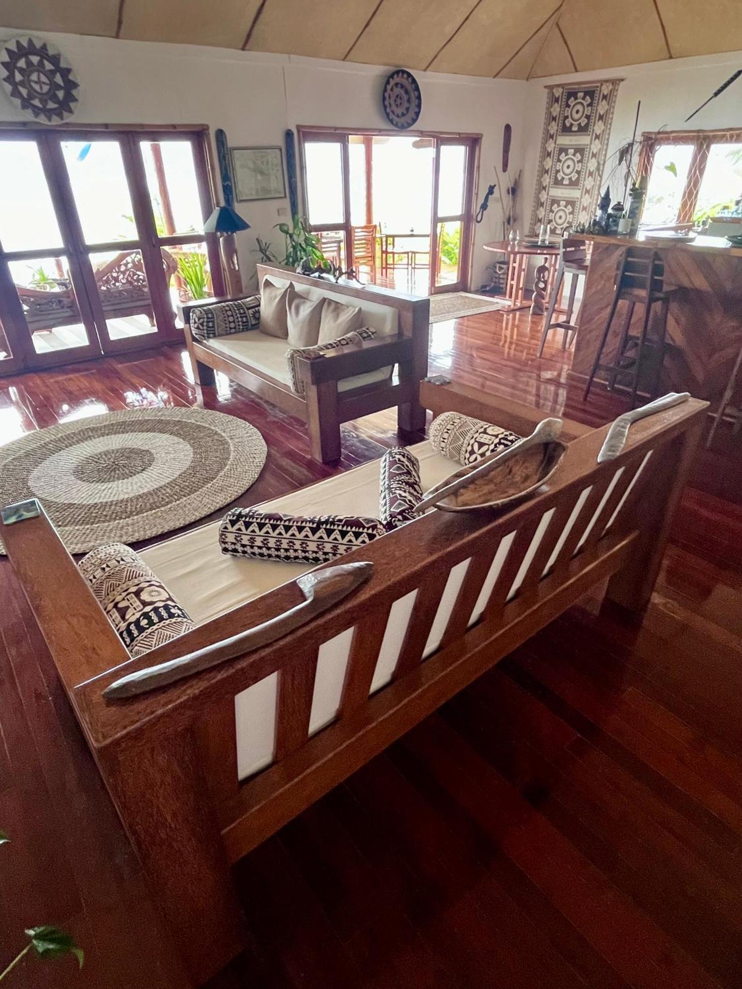 Naveria Heights Lodge Savusavu Dış mekan fotoğraf