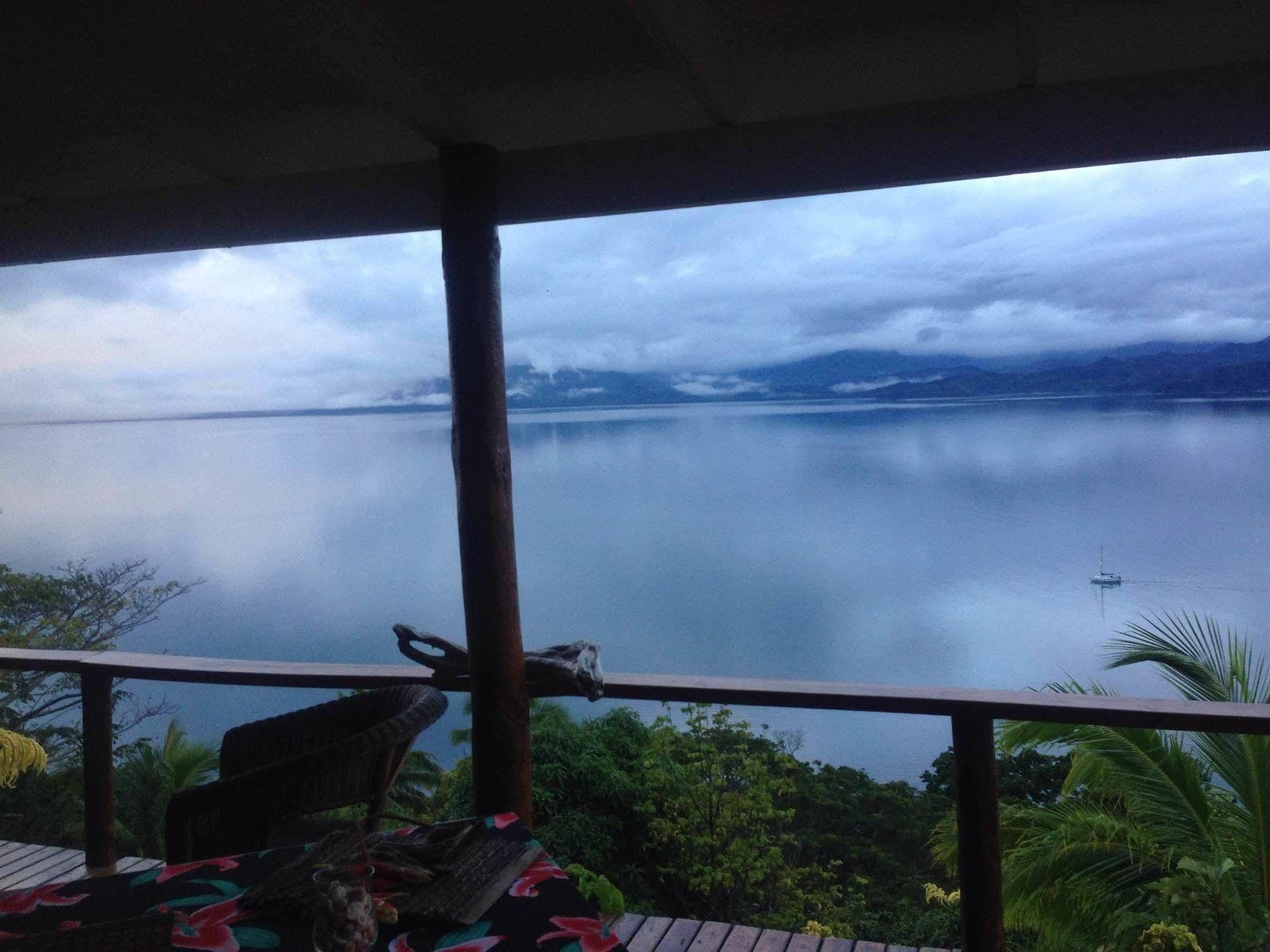 Naveria Heights Lodge Savusavu Dış mekan fotoğraf
